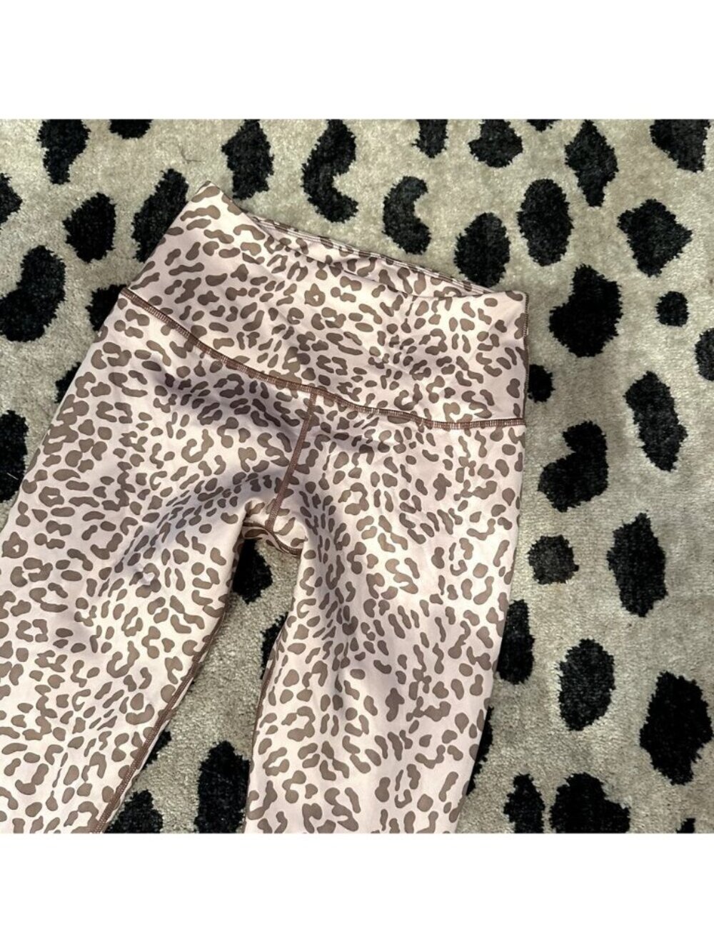 Tan Lines Sport by Sivan Ayla Leopard Leggings - Picture 4 of 4